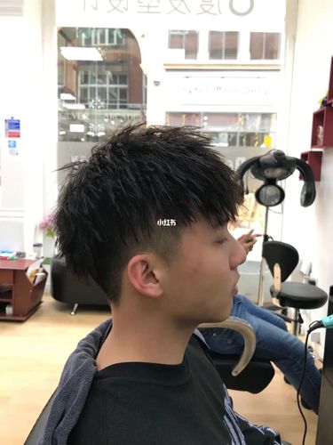 理发 剪发 烫发 锡纸烫_锡纸烫_烫发_剪发_理发_理发店_发型_潮流