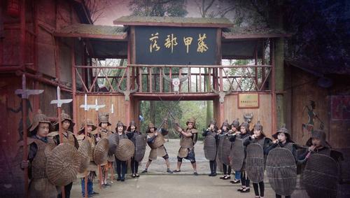 长假远行 论坛 长假远行 贵州人私藏的小众旅游景点  21藤甲部落 图