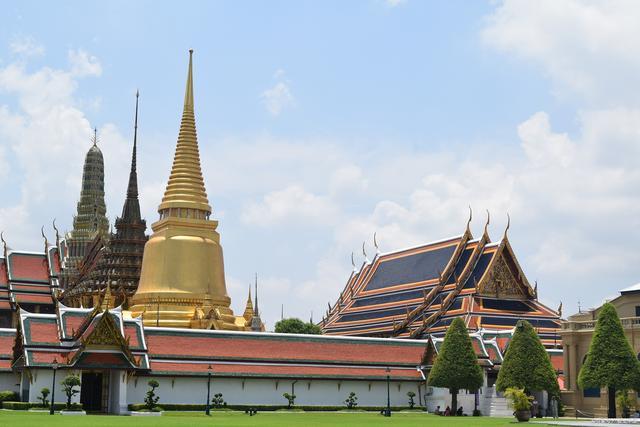 泰国著名的旅游景点,大象之国,佛教之国,微笑之国,有