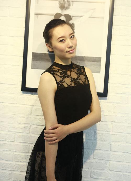 张莹