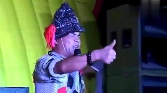 宋天福舞台表演照(一)