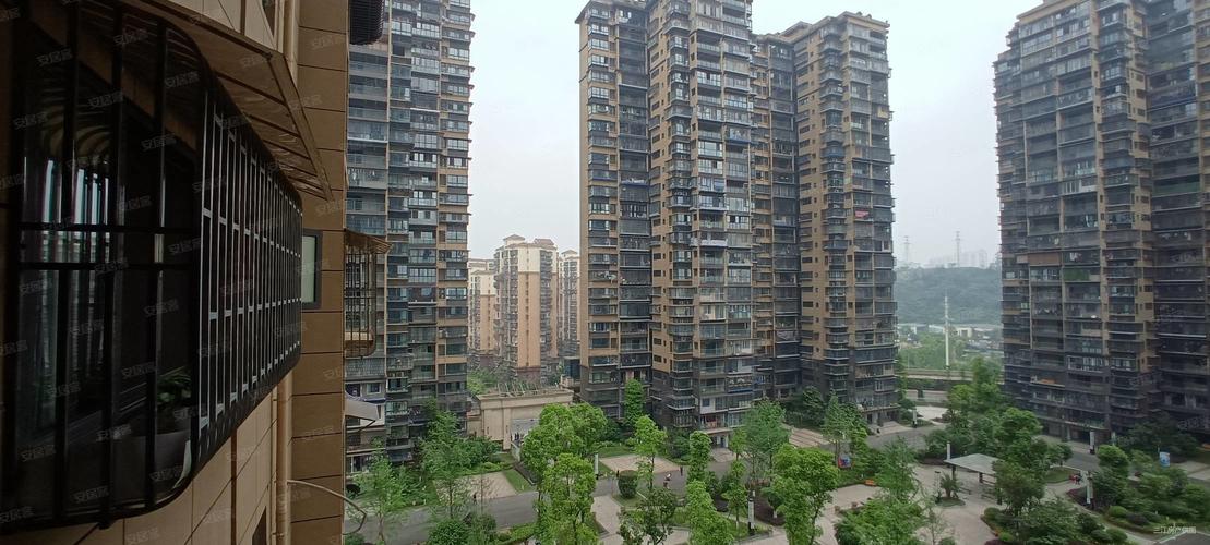 泸州二手房 江阳二手房 华润万象汇二手房 领秀新城