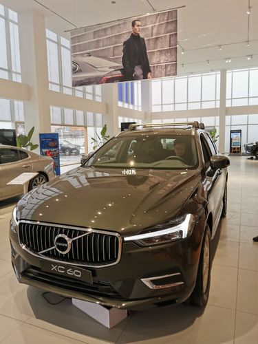 喜提沃尔沃xc60松林灰