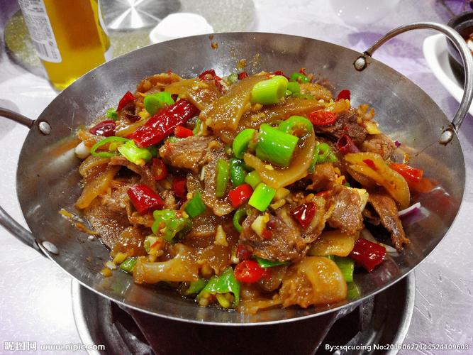 干锅带皮黄牛肉图片