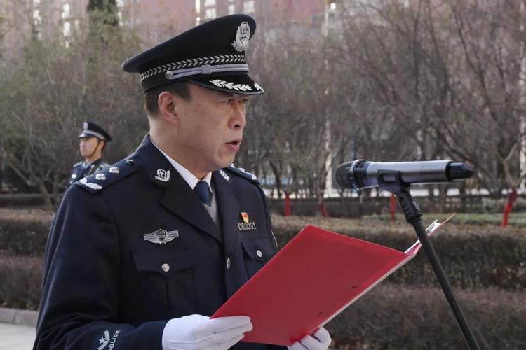 临汾市公安局设在局机关举行,副市长,市公安局党委书记,局长张勇及局