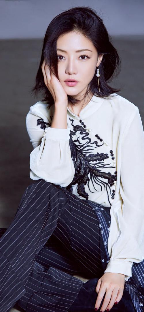 邓家佳壁纸图片照片合集