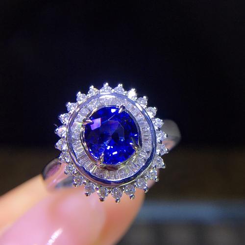 04ct 3.61g 天然宝石无烧矢车菊蓝宝石戒指