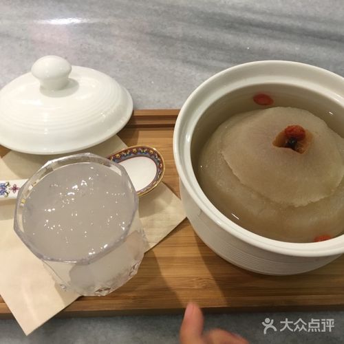 燕小唐鲜炖小铺雪梨燕窝糖水图片-北京甜品饮品-大众