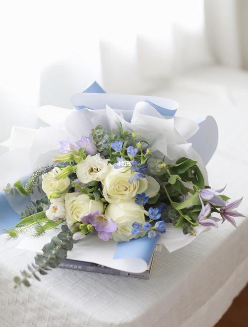 紫蓝色花束——双鱼座主题花_花束_双鱼座_新明半岛攻略_花语_浪漫