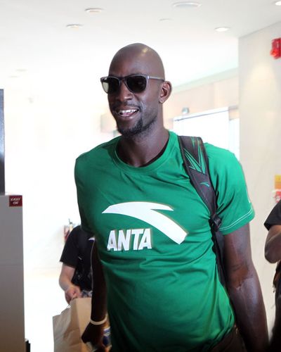 安踏掀起夏日风暴 代言人nba巨星加内特今访华