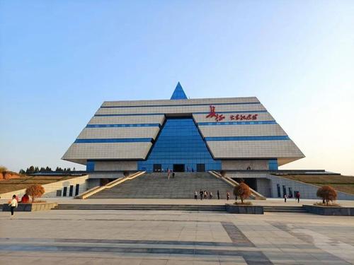 是中央苏区的粮仓和扩红支前的重要县,是中央红军长征四个出发地