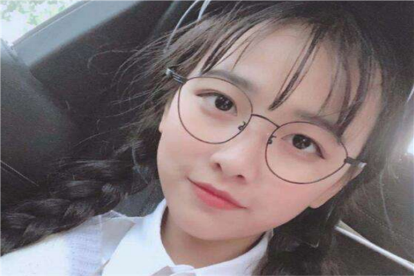 快手翻唱女歌手排行榜 花姐嗓音很棒小颤音很是经典