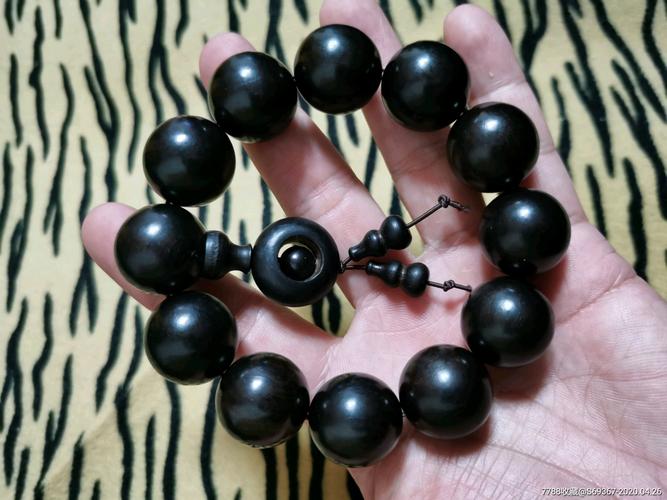 精品乌木紫光檀2.0手串