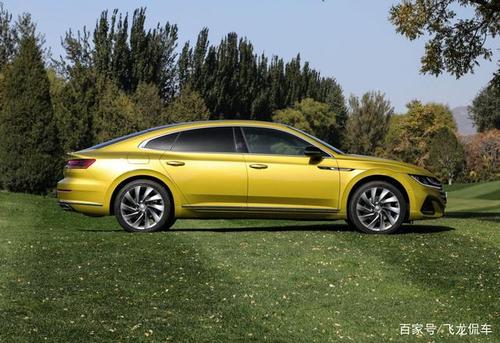 大众"颜值帝"上市,大溜背车身 无边框车门,7.4s破百,27万起