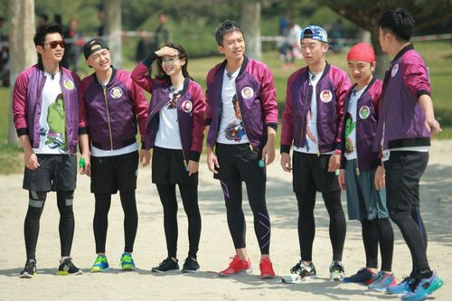 奔跑吧兄弟第八期邓超陷碟中谍 或完成撕名牌最快速杀组图
