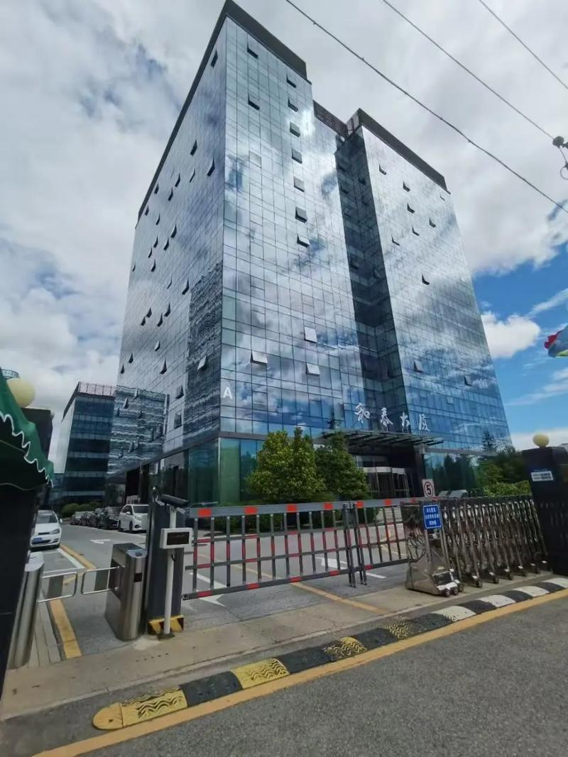 亚运村 和泰大厦 整层出租 国企风格.亚运村纯写字楼整层招