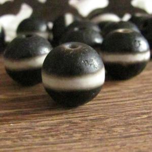 一线天珠散珠 纯天然 西藏老玛瑙药师天珠 瑙药师天珠12粒300元