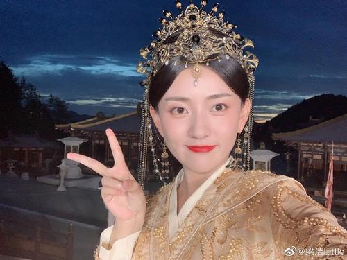 【6.14 梁洁】今晚#双世宠妃3# 超点,我猜这个点儿你们应该都.