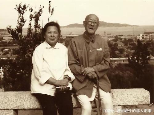 晚年的张伯驹,潘素夫妇