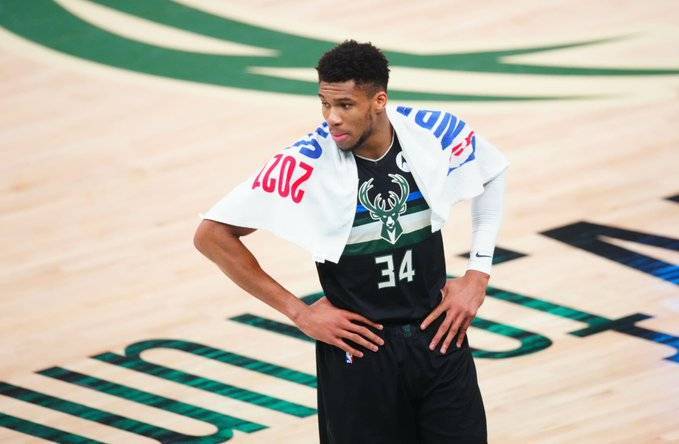 原创字母哥下赛季迎多项里程碑或超天勾成队史得分王