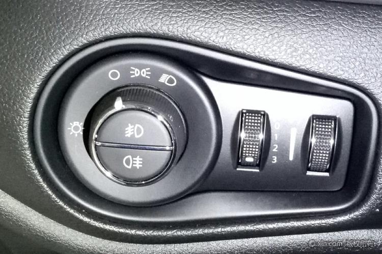 jeep 自由侠 2017款 1.4t 自动 180t劲能版前驱