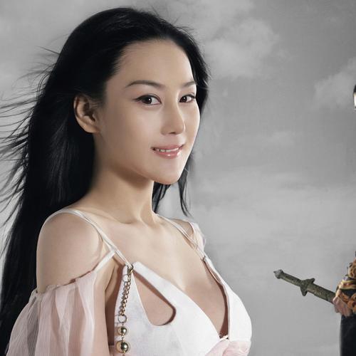 美女张馨予铜雀台性感高清壁纸