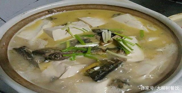 泥鳅炖豆腐:美味又营养的一道菜,学会这一做法,肉质鲜嫩无苦味