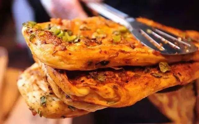 卷卷烧饼主打轻奢,小资风格的纯正小吃