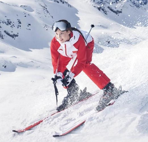 滑雪天才谷爱凌3岁滑雪9岁横扫全美冠军放弃美籍加入中国