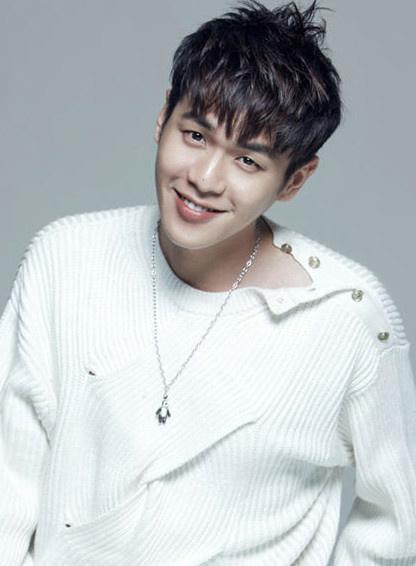 谁说单眼皮男星没有帅的? 黄轩张若昀刘昊然不比韩国明星差