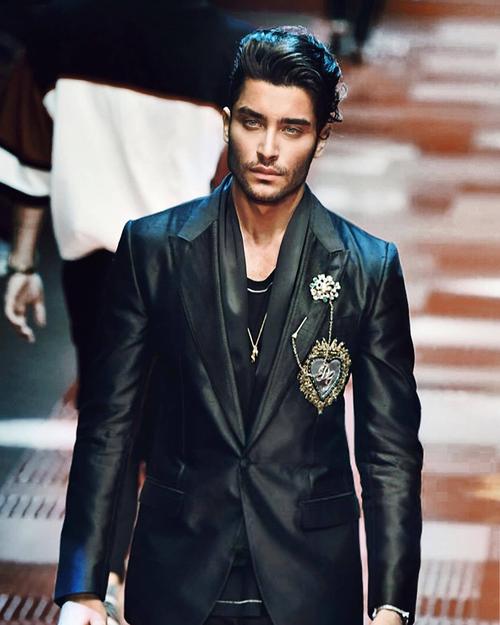 toni mahfud