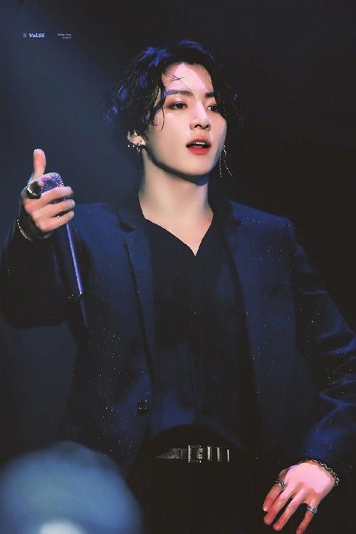 田柾国动图 cr水印