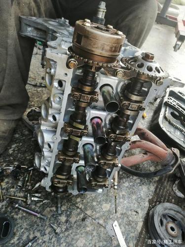 三菱4a91发动机的装配