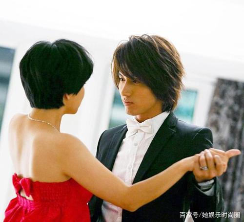 言承旭七部好看的电视剧,新剧《我好喜欢你》秀极品腹肌身材吸睛