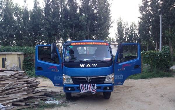 15年5月奥驰x2平板自卸车75万