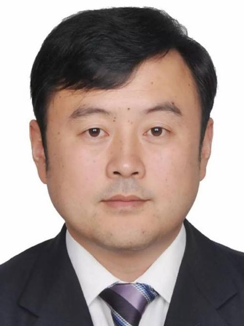 江苏省启东市委常委,政法委书记 朱志强今年以来,启东市按照"一张网"