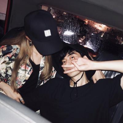 高清霸气情侣头一男一女各一张 时尚潮流情头各一张好看
