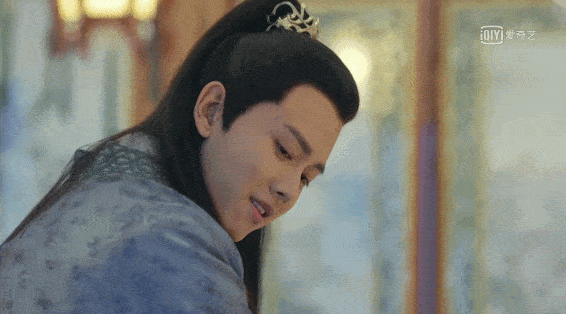 《锦衣之下》陆绎(任嘉伦 饰)前有陆大人眼神"开车"现有叶怼怼眼神"