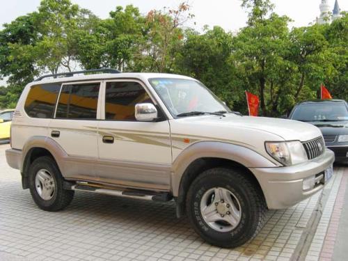 丰田路霸多少钱