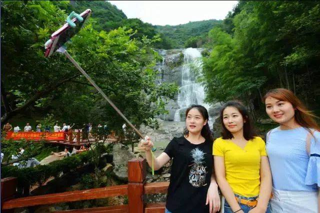 【庐江发团】7月16日潜山白水湾玻璃桥,白马潭漂流1日游160元/人(含