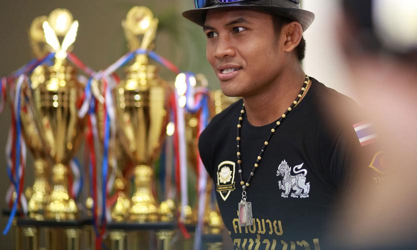 揭泰拳王播求:踢爆对手肾脏 曾击败武僧一龙