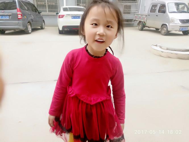 美篇                 一笑堪教西施羡,              一梦愉色又婉然