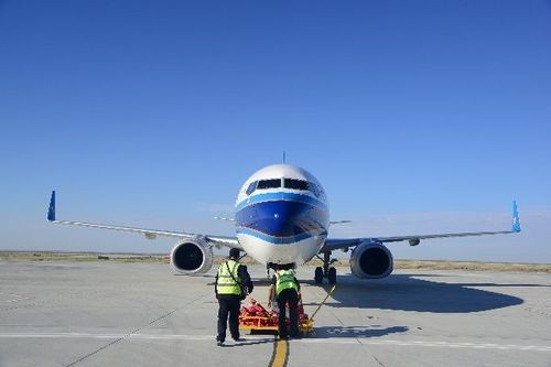 富蕴可可托海机场首次保障波音737-800飞机
