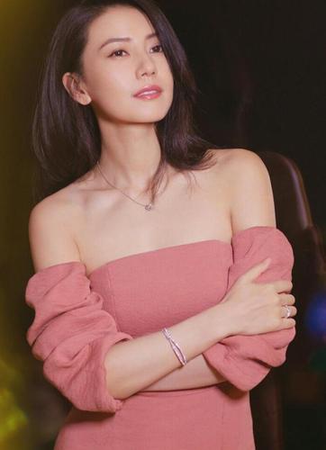 娱乐圈里女人味十足的十八位明星,你最喜欢哪一位呢?