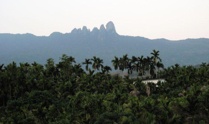 2011年春节自驾车海南岛东郊椰林三亚五指山先锋岭之旅