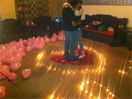 求婚现场怎么布置 求婚现场布置