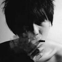 耍酷帅气的qq男生头像 因为寂寞而想你