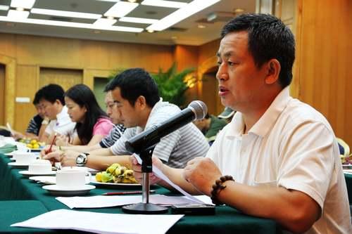 三亚市潜水企业联合会2010年度工作会议召开