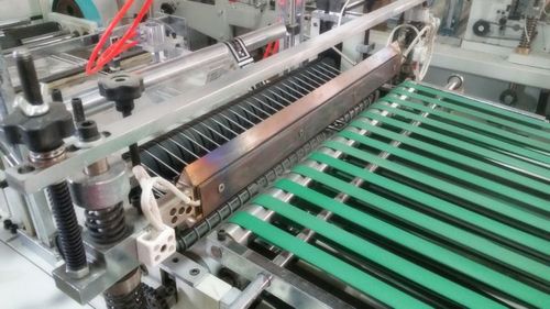 不干胶自粘袋生产设备 塑料袋服装袋生产机器 透明包装袋生产设备