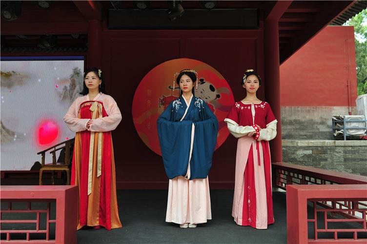 汉服展示与表演